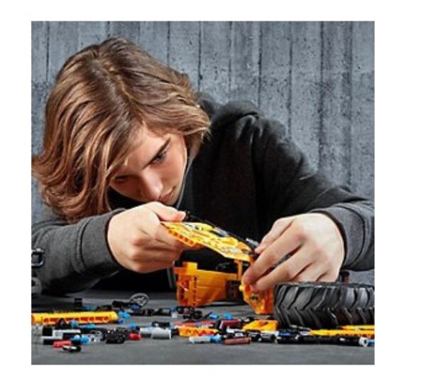 Lego®️ Technic - Le Tout-Terrain X-Trême - 42099 – Image 4