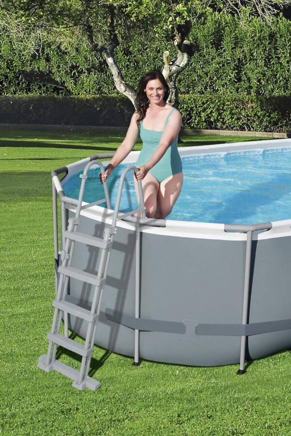 BESTWAY Piscine hors sol ovale Power Steel™ 549 x 274 x 122cm avec filtre à cartouche, bâche, échelle – Image 6
