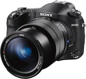 Sony RX10 IV | Appareil Photo Numérique Expert Premium Bridge (Capteur de type 1.0, Optique Zeiss 24-600mm f/2.8-4.0 , Autofocus Ultra- Rapide à 0,03s, Vidéo 4K) Noir